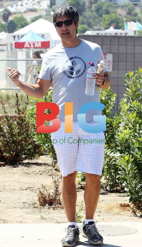 Ray Romano at Malibu Fair
