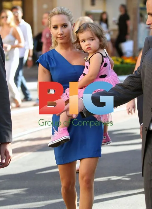 Ashley Tisdale with niece Mikayla at The Grove