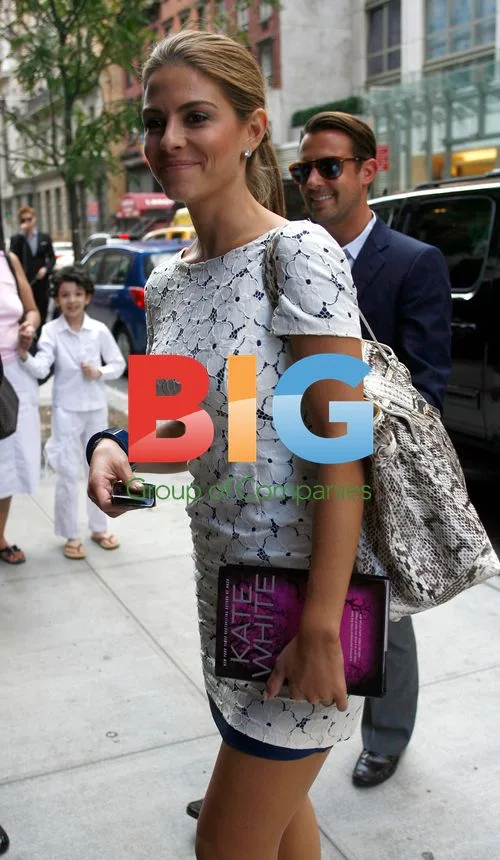 Maria Menounos Leaving NYC Hotel