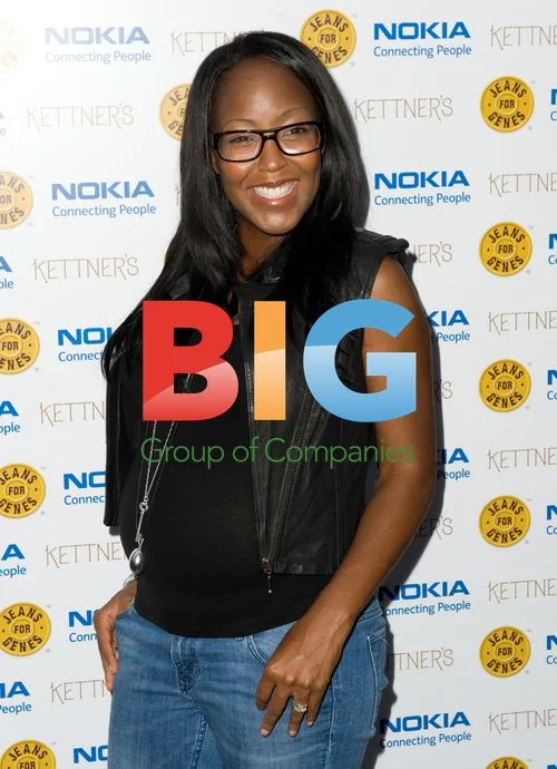 Angelica Bell at The Jeans for Genes Party