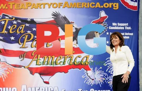 Sarah Palin Speaks at Tea Party Rally in Iowa