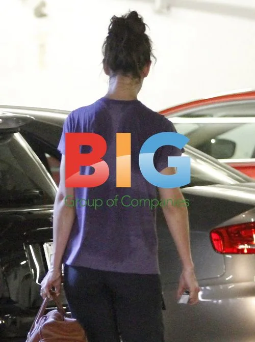 Katie Holmes Works Out in Brentwood