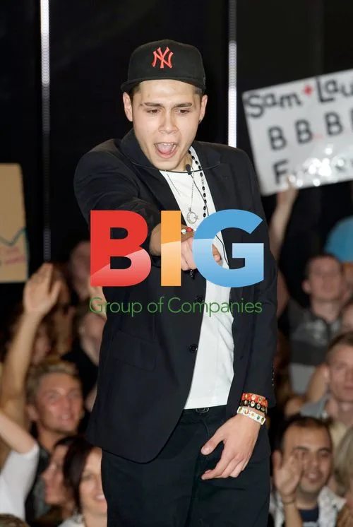 Big Brother 2011 Contestants Arrive