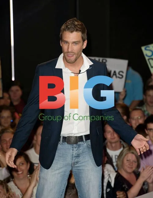 Big Brother 2011 Contestants Arrive