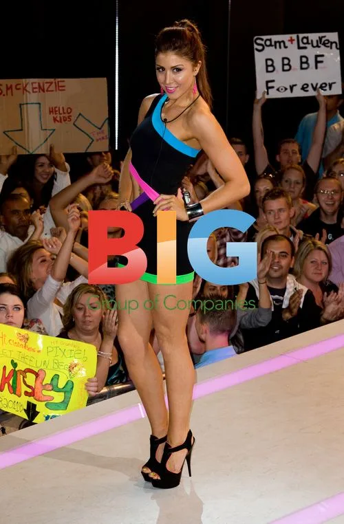 Big Brother 2011 contestants arrive