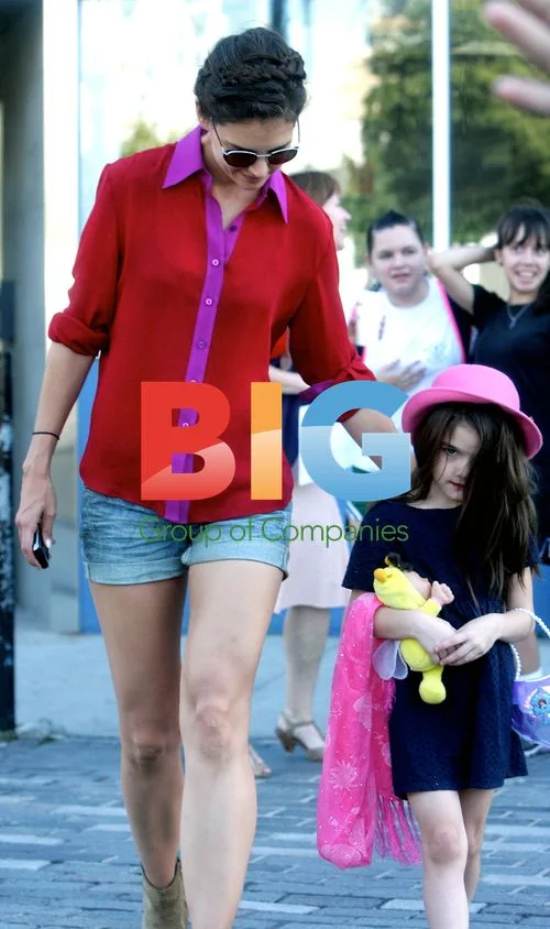 Katie Holmes and Suri Cruise in New York