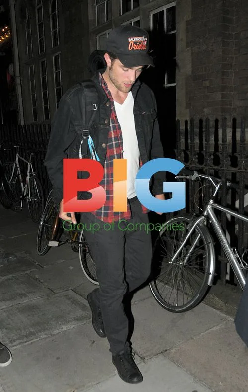 Robert Pattinson Out in Notting Hill