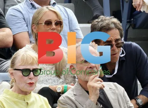 Christine Taylor, Ben Stiller, and Ron Rifkin Watch US Open