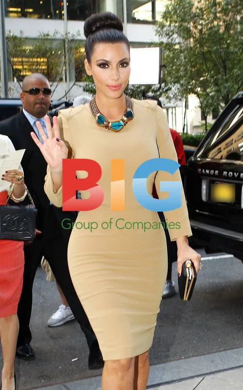 Kim Kardashian Leaves NYC Office