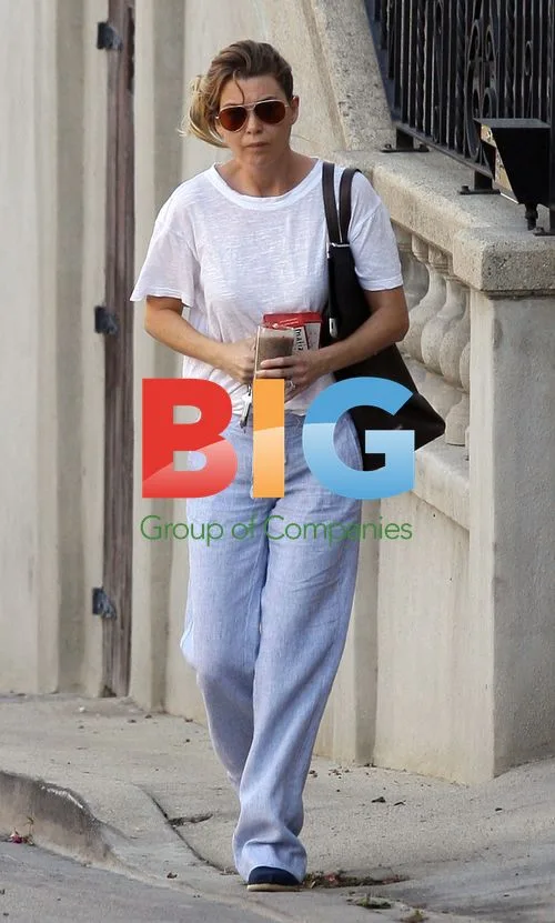 Ellen Pompeo Leaving for TV Studio