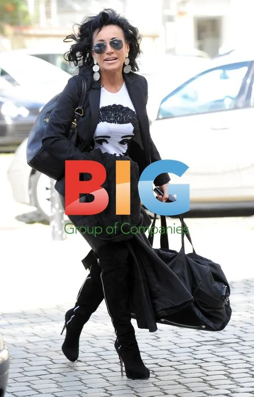 Nancy dell'olio Leaving London Home