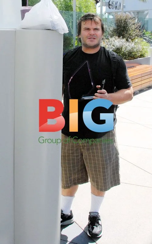 Jack Black Grabs Money at LA Gym