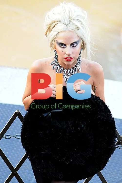 Lady Gaga's Photo Shoot with Annie Leibovitz