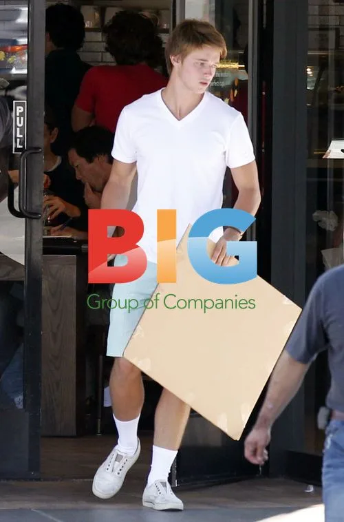 Patrick Schwarzenegger Helps Brother Christopher