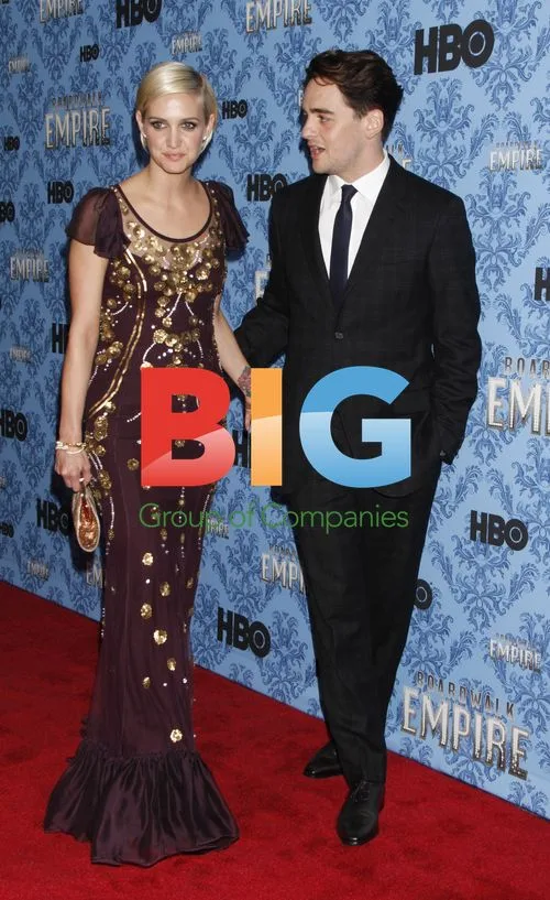 Vincent Piazza and Ashley Simpson at \"Boardwalk Empire\" Premiere