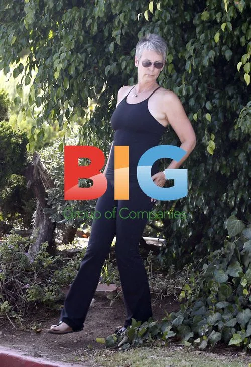 Jamie Lee Curtis Hides Scooter