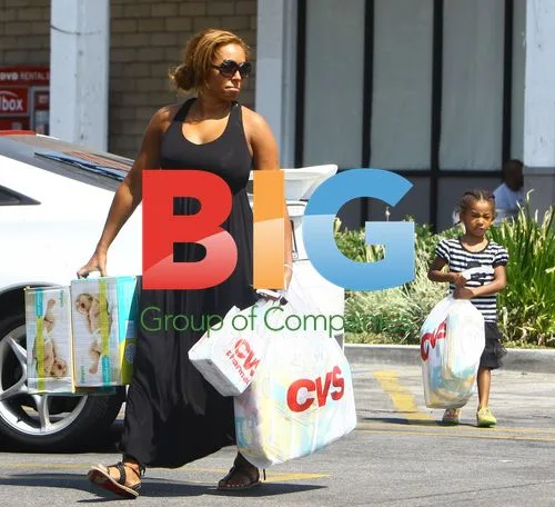 Melanie Brown and daughter Angel shopping