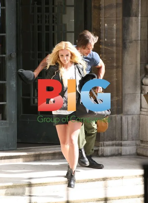 Britney Spears and Jason Trawick filming video in London