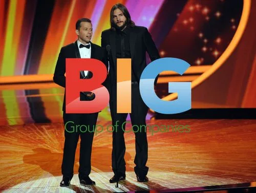 Cryer and Kutcher Present at Emmy Awards