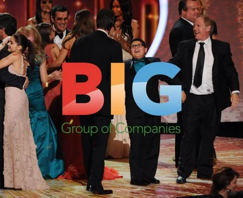 Modern Family cast celebrates Emmy win
