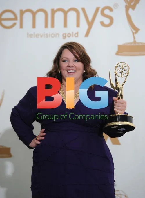 Melissa McCarthy Wins Emmy for "Mike & Molly"