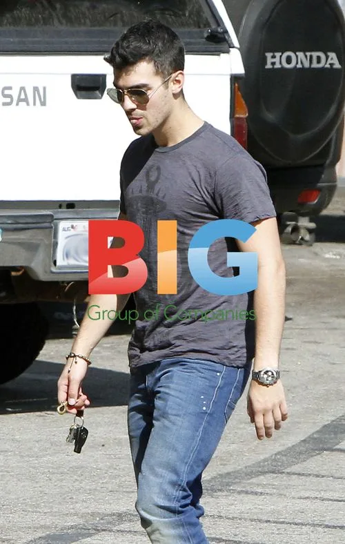 Joe Jonas Arrives at House Of Blues