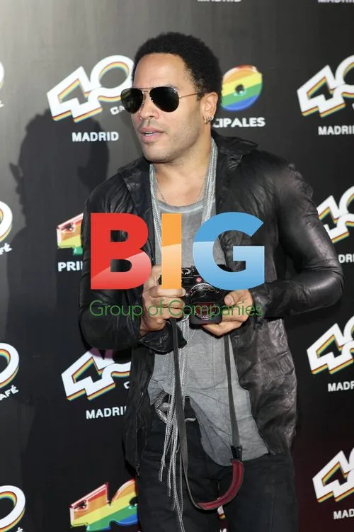 Lenny Kravitz Launches New Album