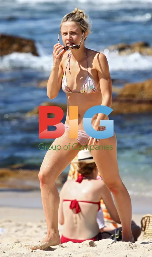 Tessa James at Bronte Beach