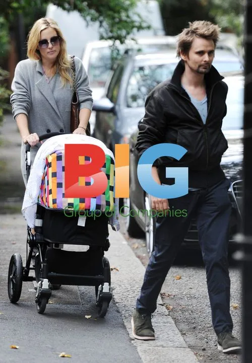 Kate Hudson and Matt Bellamy with Baby