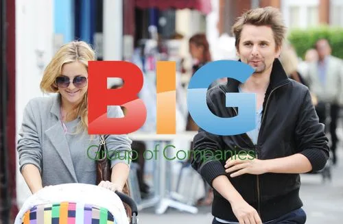 Kate Hudson and Matt Bellamy out with baby