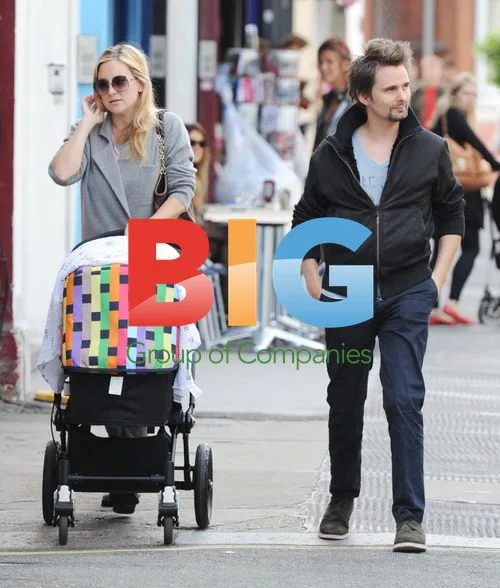 Kate Hudson and Matt Bellamy with baby
