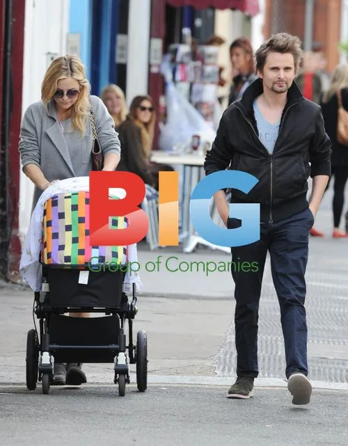 Kate Hudson and Matt Bellamy with baby in London