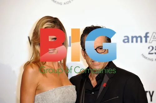 Heidi Klum and Kenneth Cole at amfAR MILANO 2011