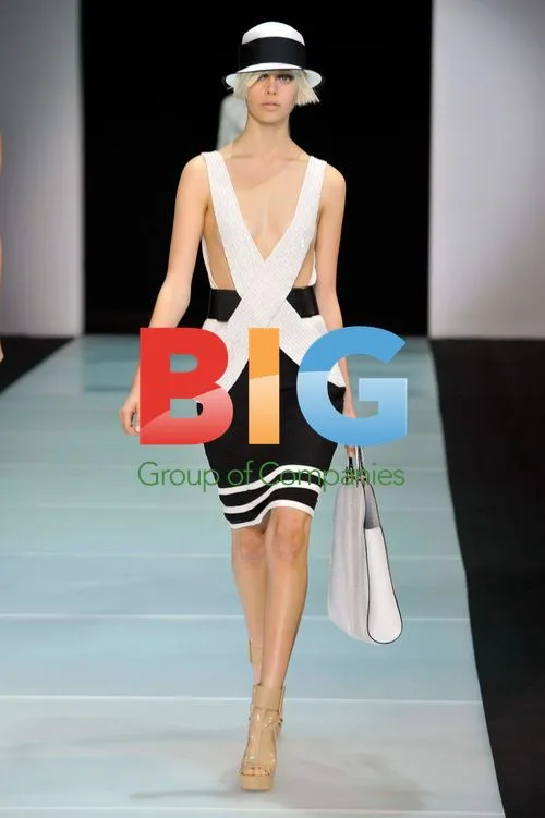 Emporio Armani Woman S/S 2012 Show