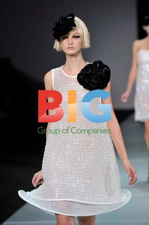 Emporio Armani Woman Runway 2012