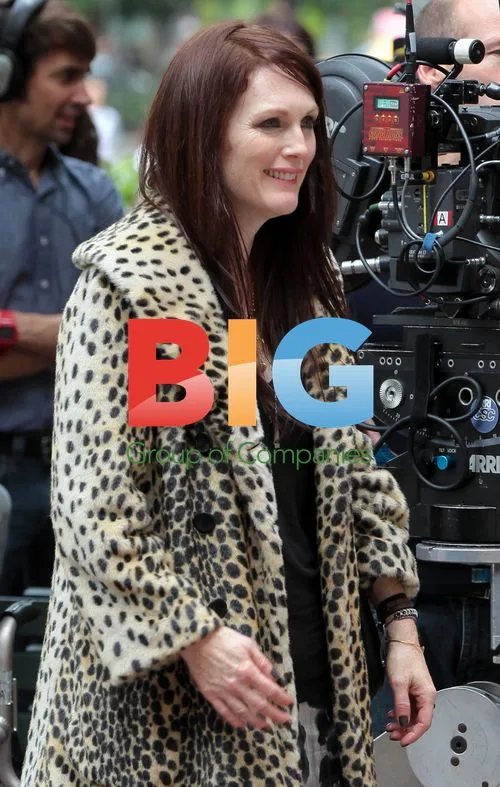 Julianne Moore on "What Maisie Knew" set