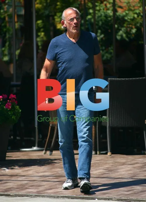 Christopher Lloyd Lunches in Los Feliz