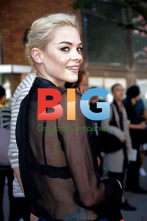 Jamie King Arrives at NYFW