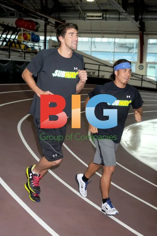 Michael Phelps and Apolo Ohno at NYC Marathon Training