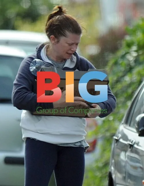 Hannah Waterman Leaving Gym