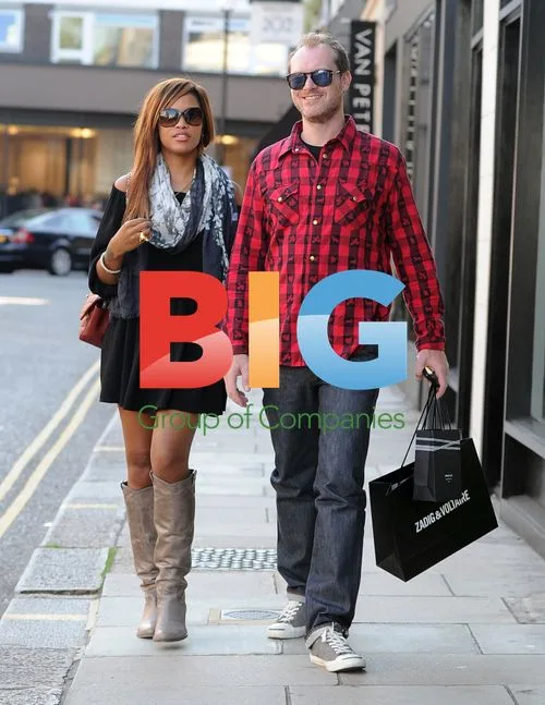 Maximillion Cooper and Eve Shopping in London