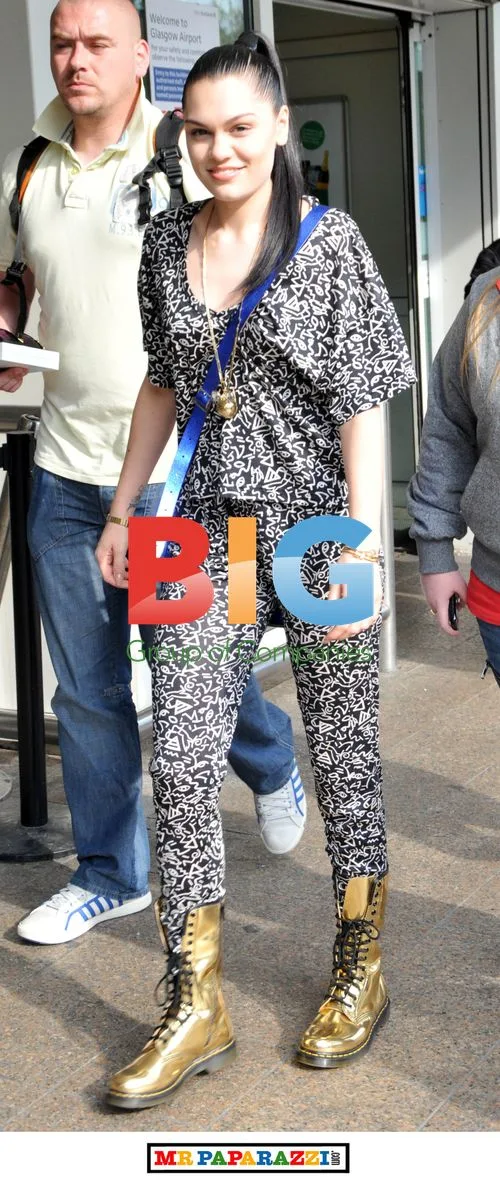 Jessie J at Glasgow Airport