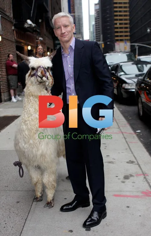 Anderson Cooper with Llama at Letterman
