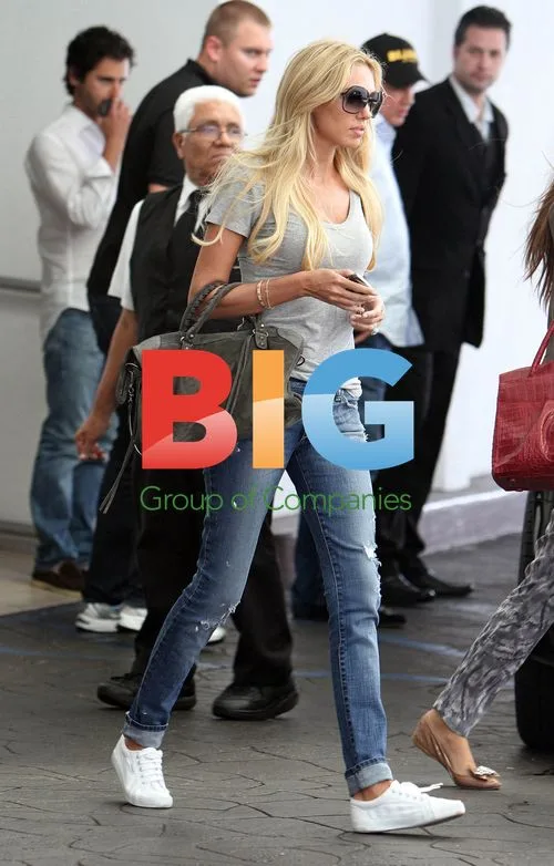 Petra Ecclestone Running Errands in LA