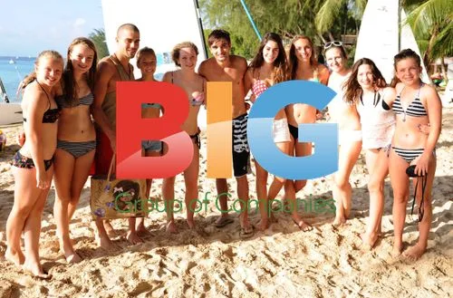 The Wanted band members swimming with turtles in Barbados