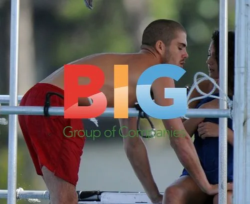 The Wanted's Max George and Girlfriend Go Swimming with Turtles