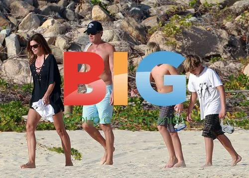 Cindy Crawford Family Beach Day