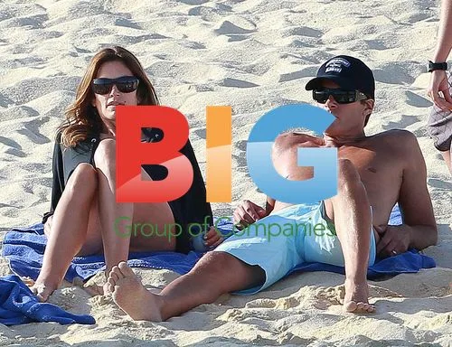 Cindy Crawford's Family Beach Adventure