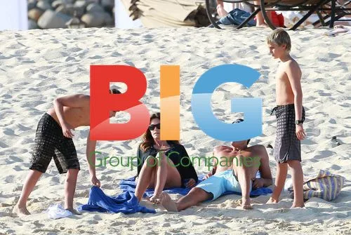 Cindy Crawford and family on beach