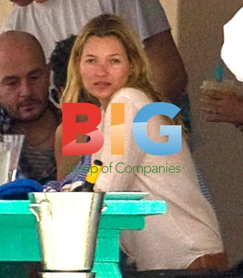 Kate Moss and Jamie Hince on Caribbean Vacation
